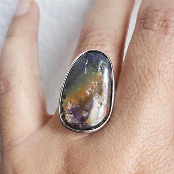 Boulder opal ring - Picture 5 of 11